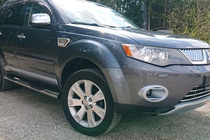 Mitsubishi Outlander 279.000 km 4.875 &euro; München 80538