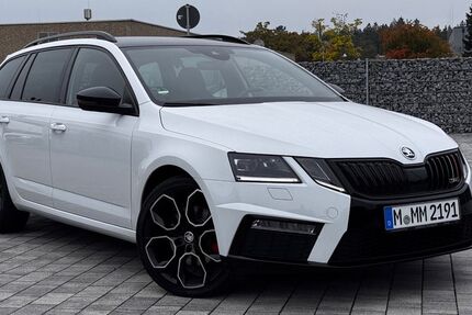 Skoda Octavia 182.000 km 17.700 &euro; München 80469