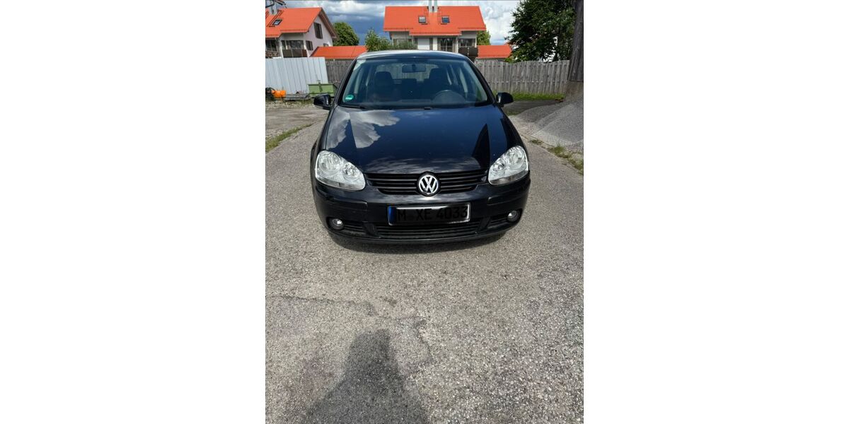 VW Golf 129.940 km 2.700 &euro; Brunnthal 85649