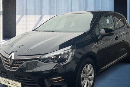 Renault Clio 26.049 km 15.490 &euro; Unterschleißheim 85716