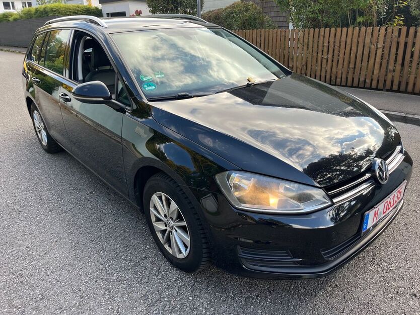 VW Golf 171.111 km 6.999 € München 81929