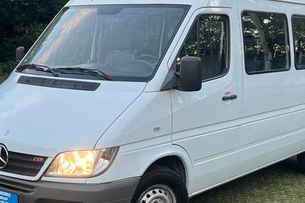 Mercedes-Benz Sprinter 135.000 km 12.990 &euro; München 81243