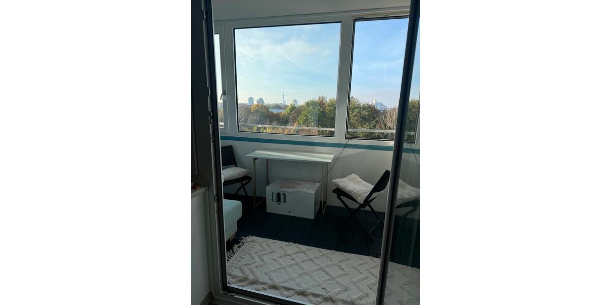 Zwischenmiete: Helle Wohnung Nähe Englischer Garten U3U6 1 zimmer