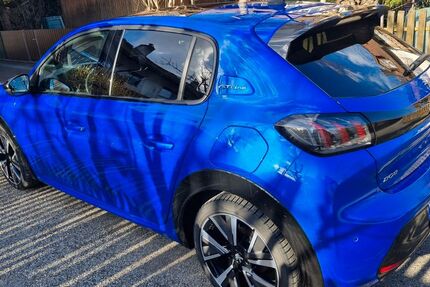 Peugeot 208 43.800 km 14.950 &euro; Pöcking 82343