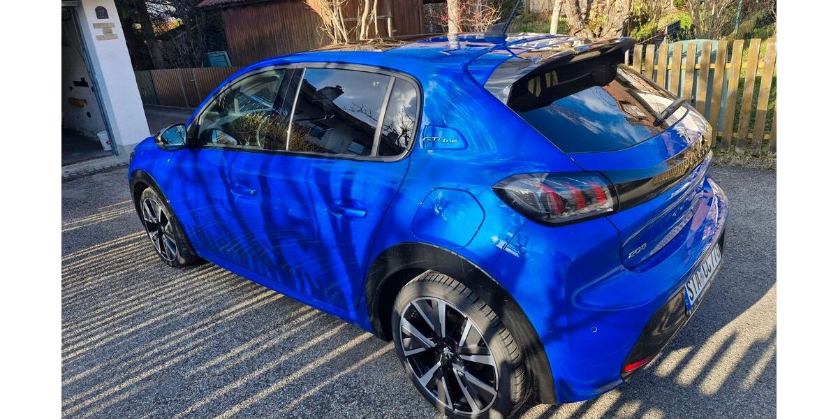 Peugeot 208 43.800 km 14.950 &euro; Pöcking 82343