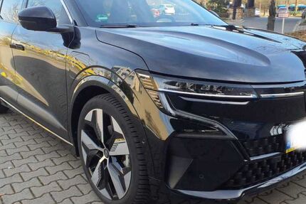 Renault Megane E-TECH 27.000 km 26.999 € Hohenbrunn bei München 85662