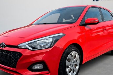 Hyundai i20 66.950 km 8.280 &euro; München 81825