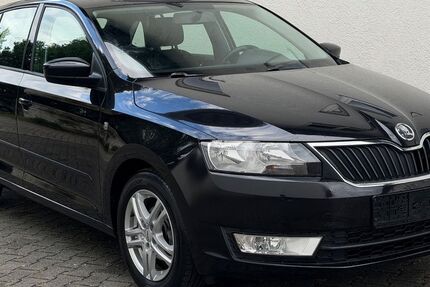 Skoda Rapid 119.000 km 6.490 &euro; Eichenau 82223