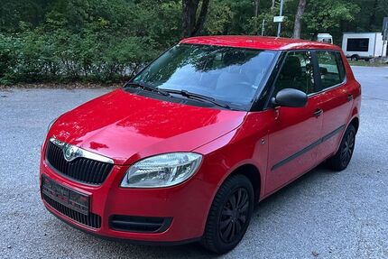 Skoda Fabia 82.000 km 3.100 &euro; München 81379