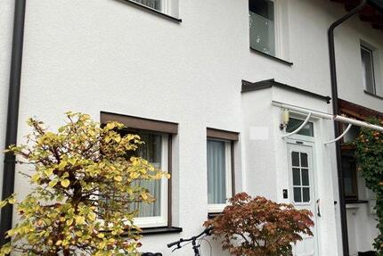 Haus Gröbenzell - 4 Zimmer, 126 m&sup2;, 2.080&euro; | Angebot:27613200