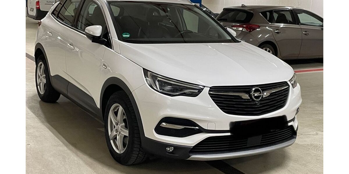 Opel Grandland (X) 83.000 km 14.980 &euro; Germering bei München (7km westl. von München) 82110