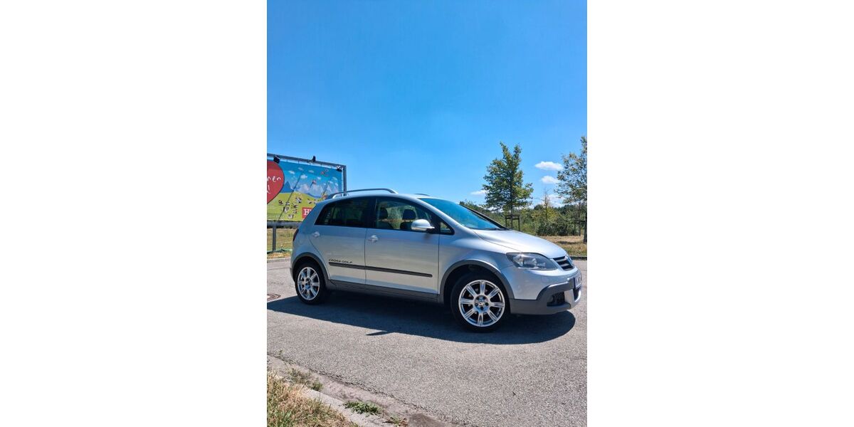 VW Golf Plus 143.700 km 3.900 &euro; München 81375