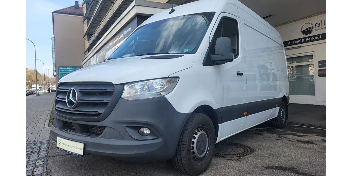 Mercedes-Benz Sprinter 165.000 km 19.990 &euro; München 81541