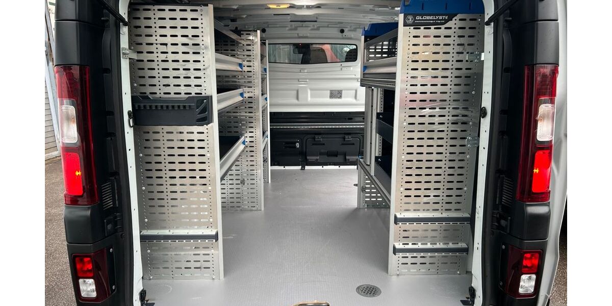 Renault Trafic 74.638 km 19.990 € München 81825