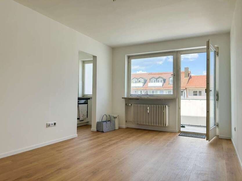 Wohnung zum Kaufen in München 300.000 € 27.55 m²