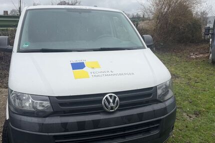 VW T5 Transporter 242.000 km 5.400 &euro; Markt Schwaben 85570