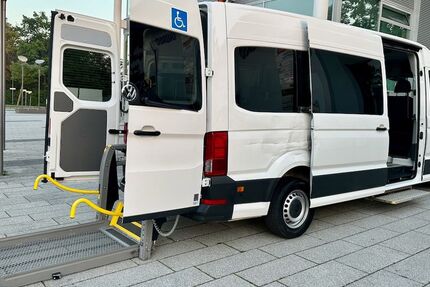 VW Crafter 143.000 km 26.980 € München 81827