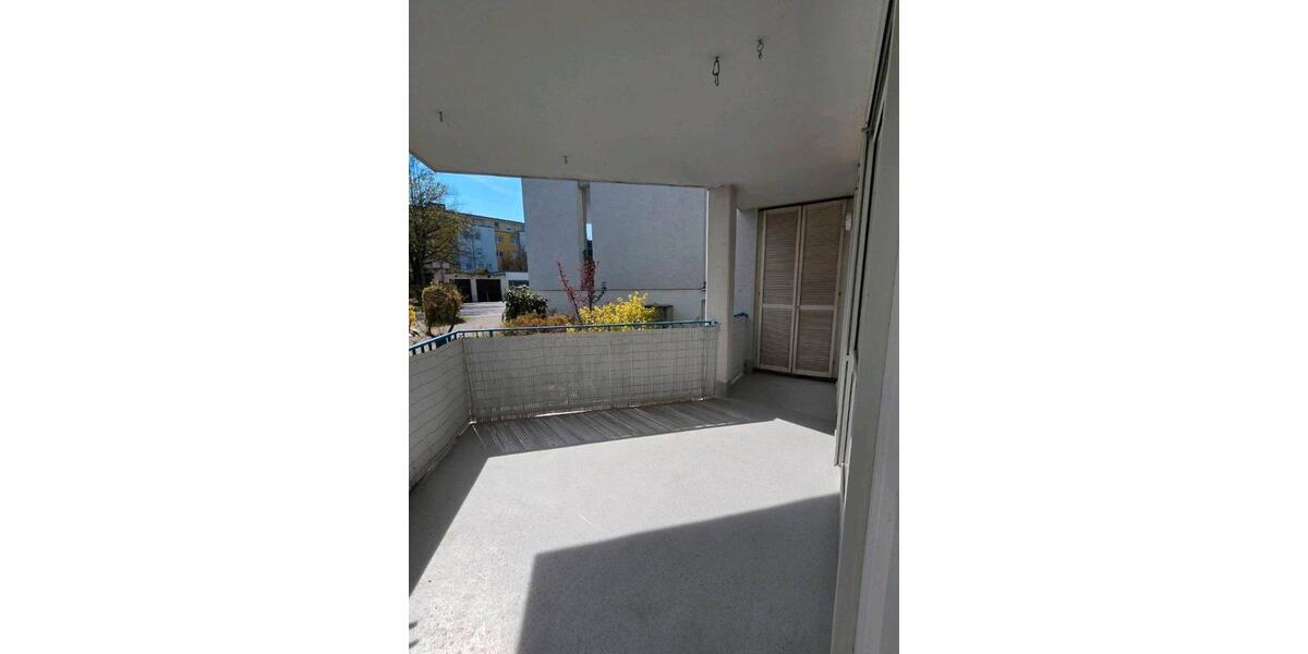 Erdgeschoßwohnung München Allach-Untermenzing - 2 Zimmer, 62 m&sup2;, 1.400&euro; | Angebot:26152320