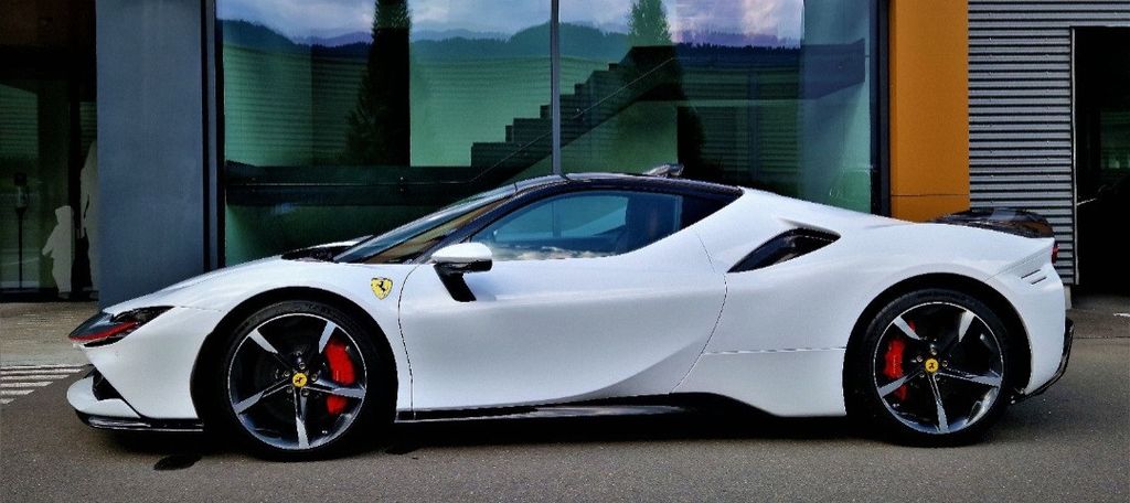 Ferrari SF90 3.150 km 498.500 € Pöcking bei Starnberg 82343