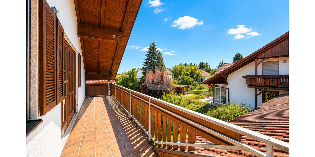 WINDISCH - Großzügige 4-Zimmer-Dachgeschosswohnung mit sonnigen Balkon in WörthseeEtterschlag - Dachgeschoßwohnung Wörthsee / Etterschlag Etterschlag | Angebot:27134606
