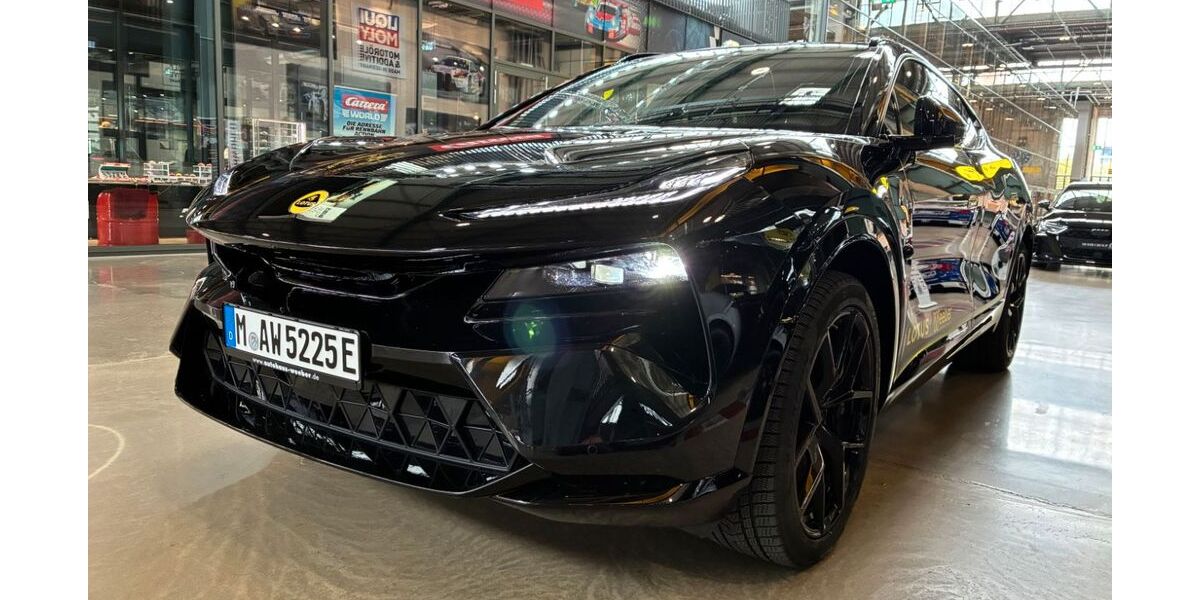 Lotus Eletre 2.900 km 101.400 &euro; München 80939