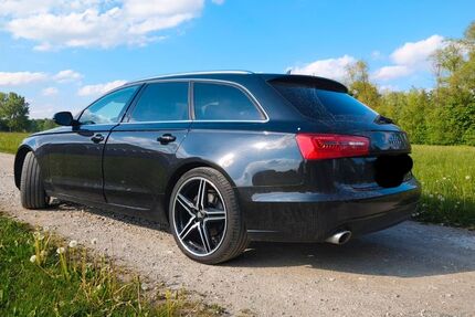 Audi A6 201.000 km 11.990 &euro; München 80809