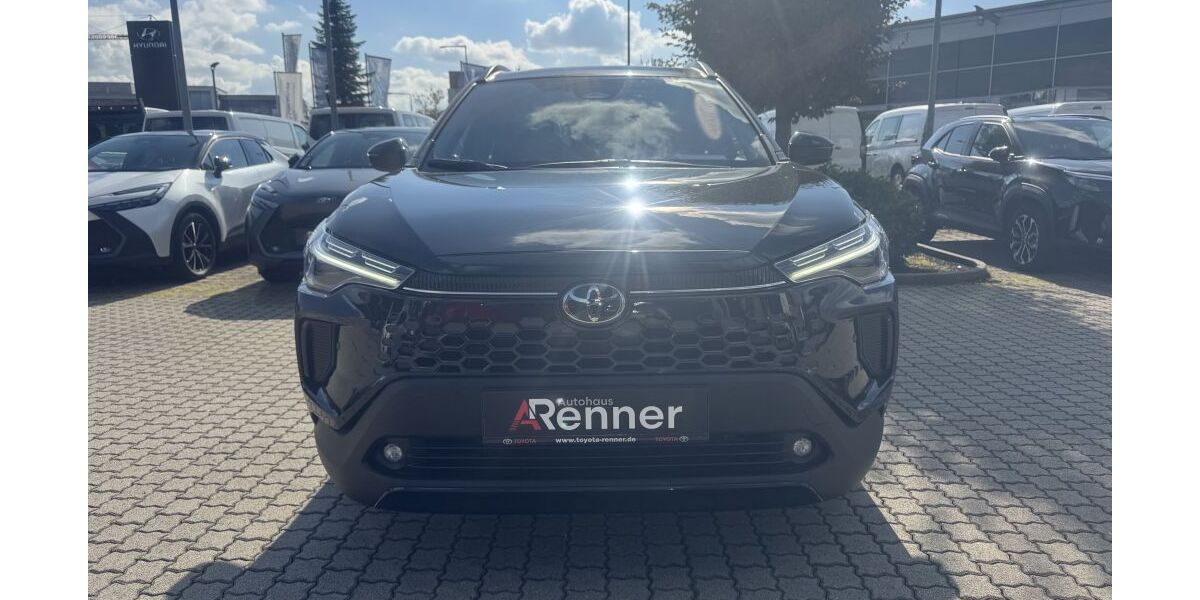 Toyota Corolla Cross 4.980 km 35.620 &euro; Dachau 85221
