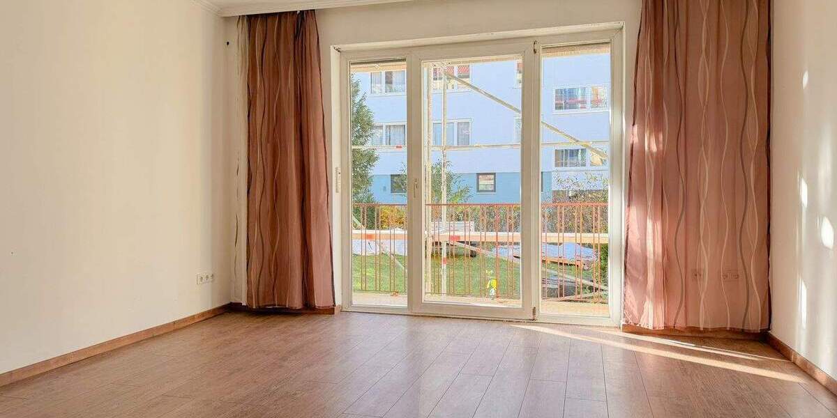 bezugsfreie 3-Zim.-Wohnung mit renovierungsbedarf in Sendling-Westpark 3 zimmer