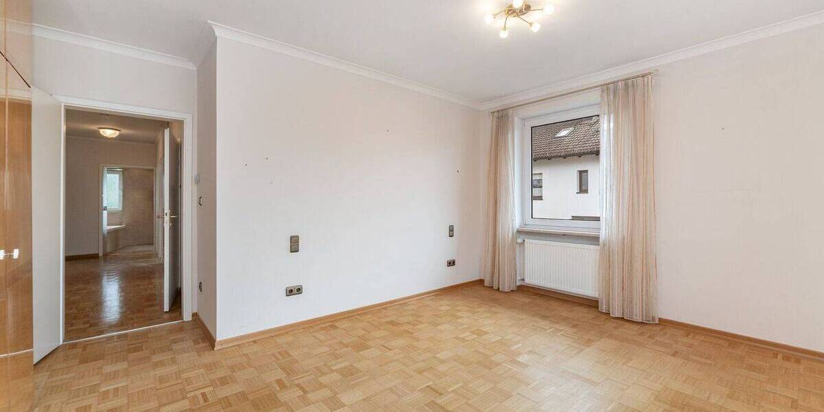Mehrfamilienhaus, Wohnhaus München Trudering-Riem - 6 Zimmer, 223 m&sup2;, 898.000&euro; | Angebot:25666556