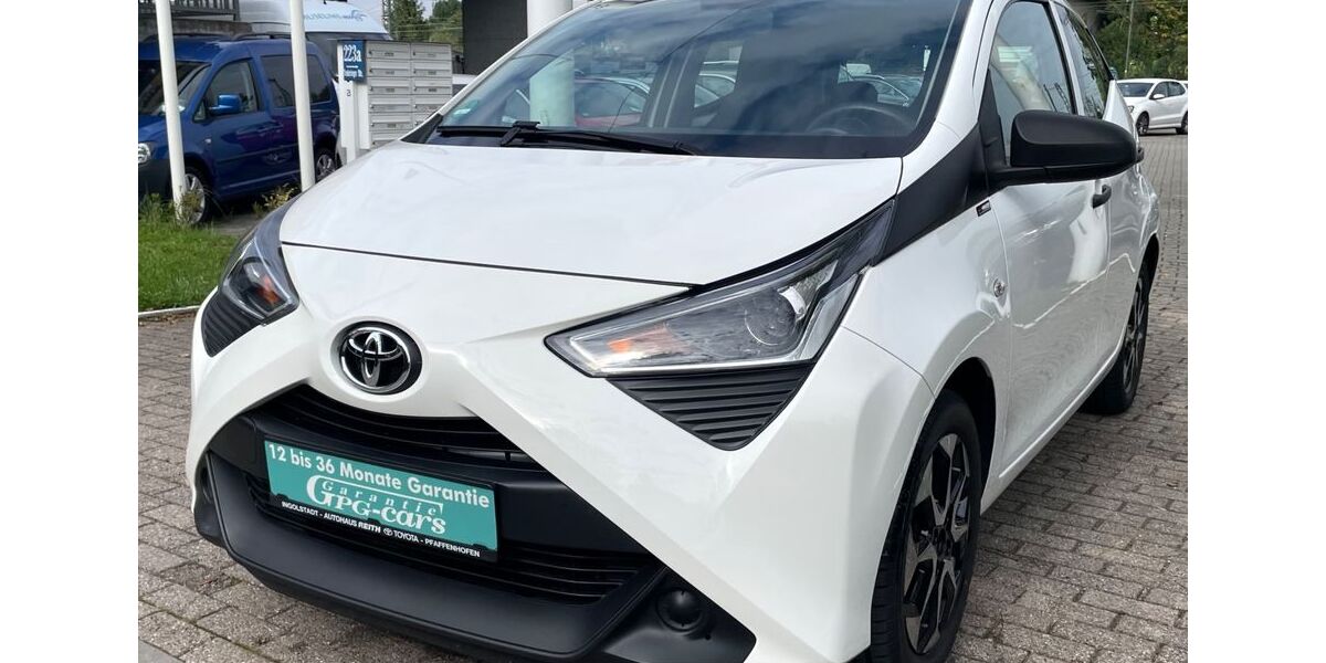 Toyota Aygo (X) 160.000 km 6.999 &euro; Muenchen 81825