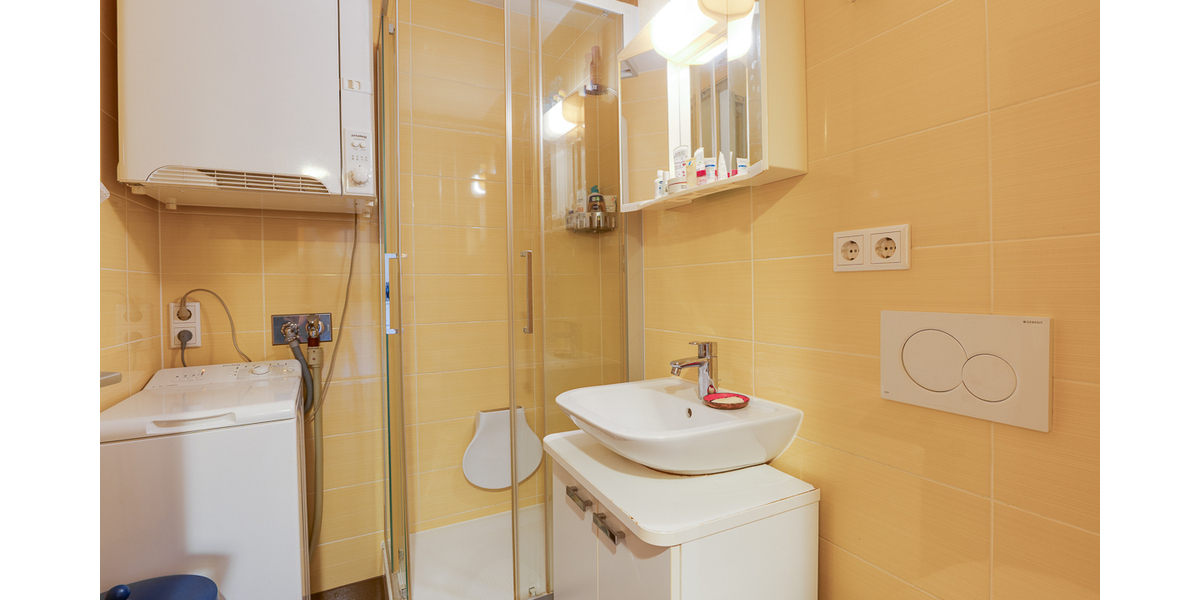 Lichtdurchflutete 3-Zimmer-Wohnung mit zwei Balkonen in München-Harlaching 3 zimmer