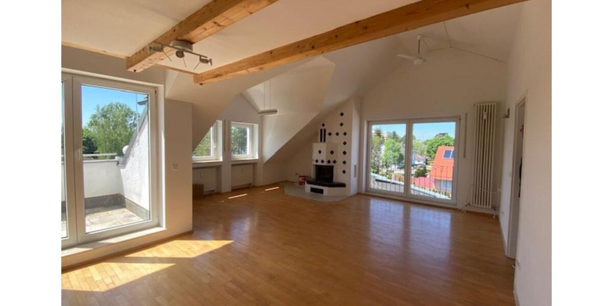 Dachgeschoßwohnung Puchheim - 3 Zimmer, 121 m&sup2;, 1.450&euro; | Angebot:25639621