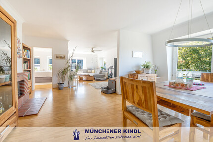 Nymphenburg: Großzügige 4-Zimmer-Wohnung im Dachgeschoss - Wohnung München Neuhausen-Nymphenburg | Angebot:27518406