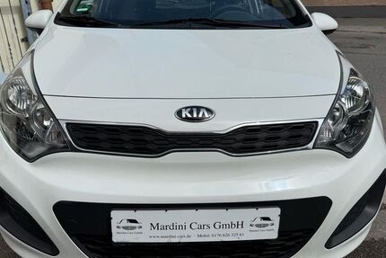Kia Rio 118.785 km 4.400 &euro; München 81479