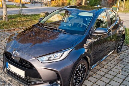Toyota Yaris 22.900 km 16.500 € München 81735