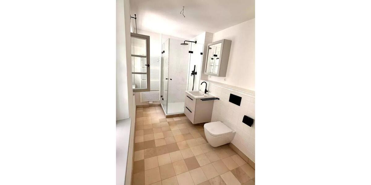 Etagenwohnung München Altstadt-Lehel - 2.5 Zimmer, 65 m&sup2;, 2.450&euro; | Angebot:26445836