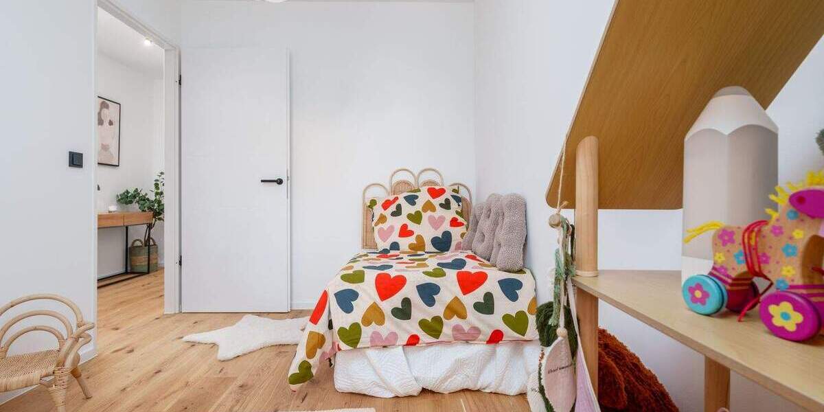 Etagenwohnung München Bogenhausen - 3 Zimmer, 81 m&sup2;, 679.000&euro; | Angebot:25776325