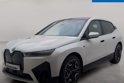 BMW iX 7.742 km 91.505 &euro; München 80939