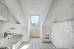 Dachgeschoßwohnung München Pasing-Obermenzing - 3 Zimmer, 123 m&sup2;, 2.470&euro; | Angebot:26454285