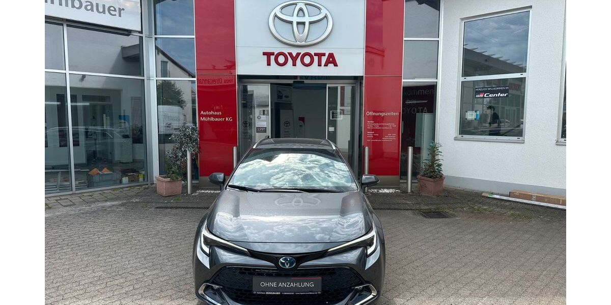 Toyota Corolla 5.880 km 31.980 &euro; Neufarn 85646