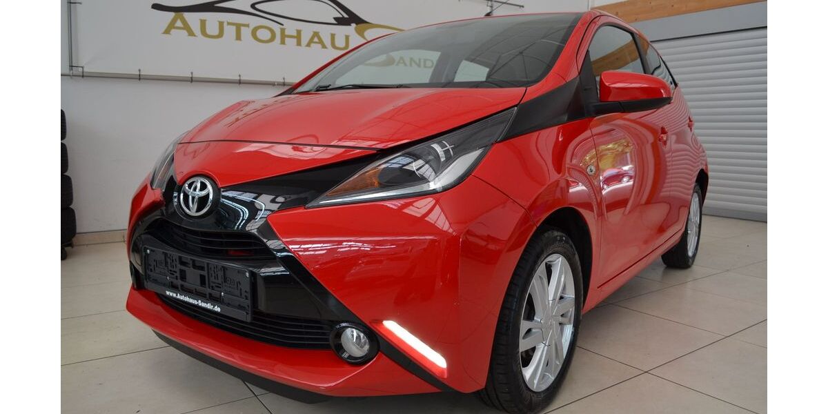 Toyota Aygo (X) 67.659 km 7.200 &euro; Ottobrunn / Riemerling 85521