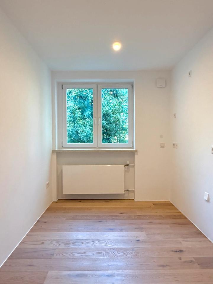Top-sanierte 2,5-Zimmer-Wohnung in Solln mit Balkon- ohne Makler