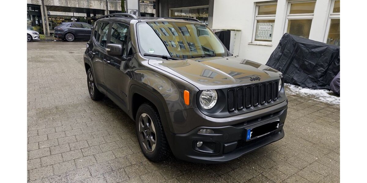 Jeep Renegade 72.500 km 13.200 &euro; München 80333