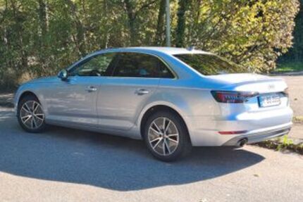 Audi A4 98.220 km 16.999 &euro; München 81827