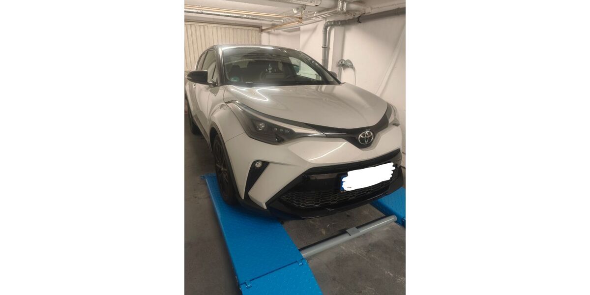 Toyota C-HR 86.735 km 25.200 &euro; MÜNCHEN 80933