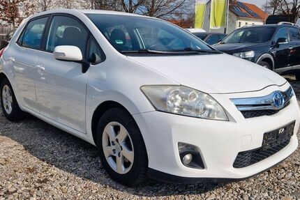 Toyota Auris 165.613 km 7.299 &euro; Fürstenfeldbruck 82256