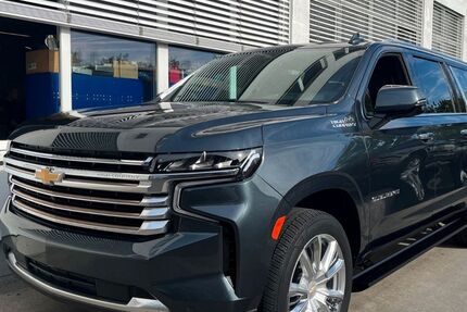 Chevrolet Suburban 16.700 km 59.900 &euro; München 81677