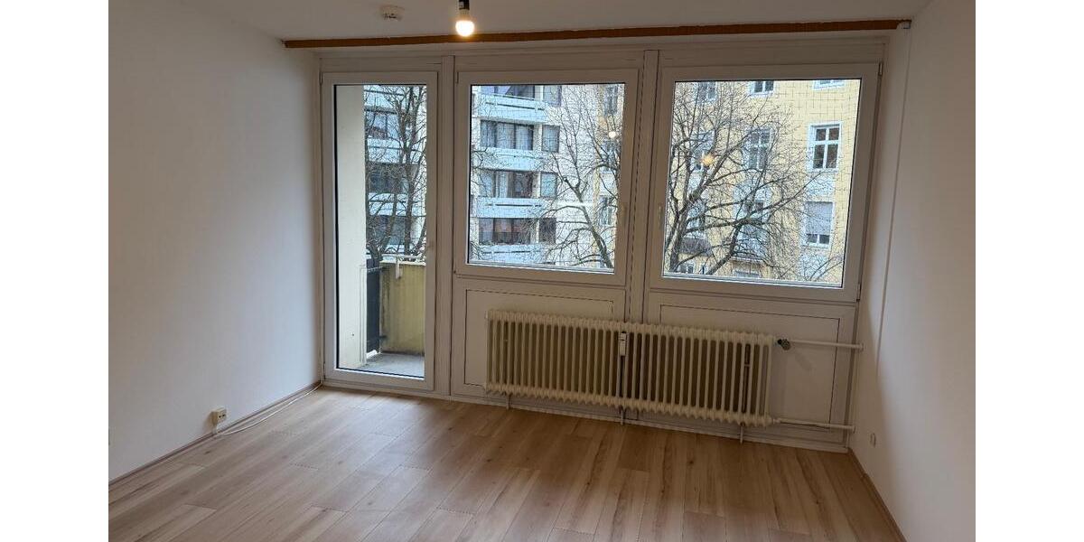 Helle 1-Zimmer-Wohnung mit Loggia & TG-StellplatzMünchen-Giesing 1 zimmer