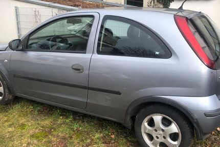 Opel Corsa 150.000 km 1.300 &euro; Maisach 82216