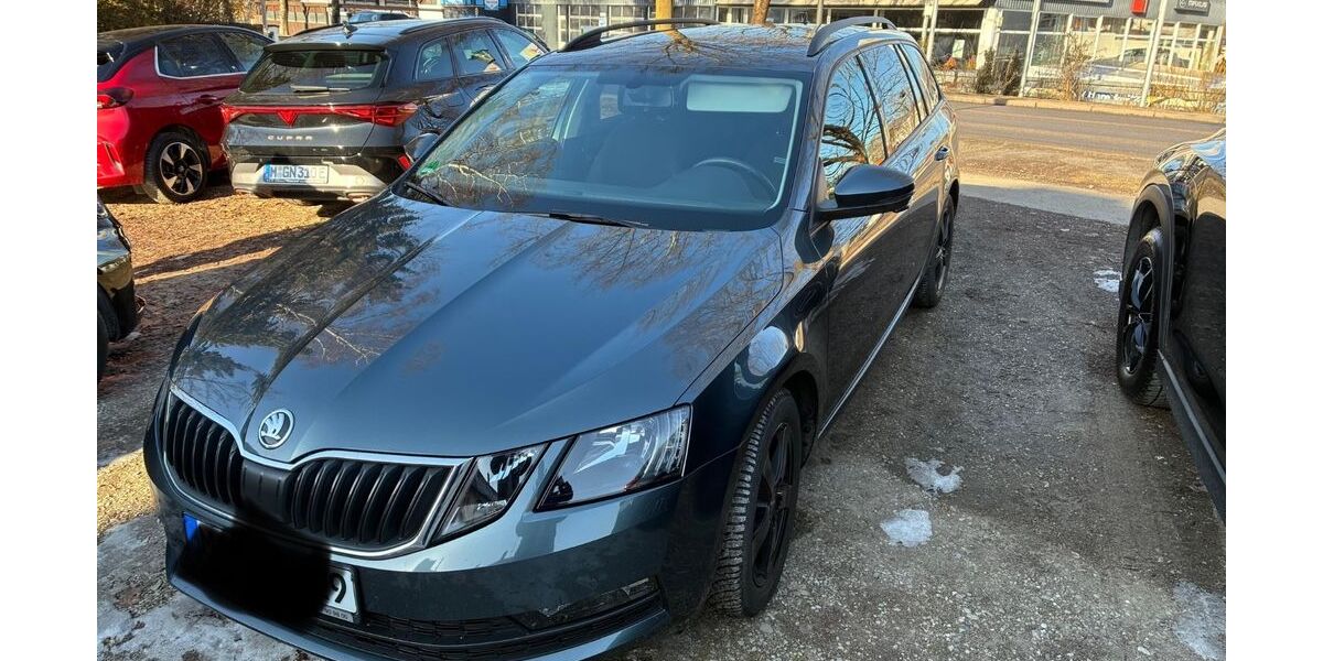 Skoda Octavia 71.800 km 15.500 &euro; München 81545